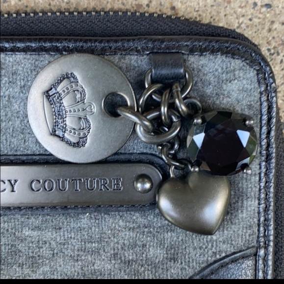 Zip wallet like new Juicy Couture Grey Black Blue Charms Tassle Y2k - Picture 5 of 6